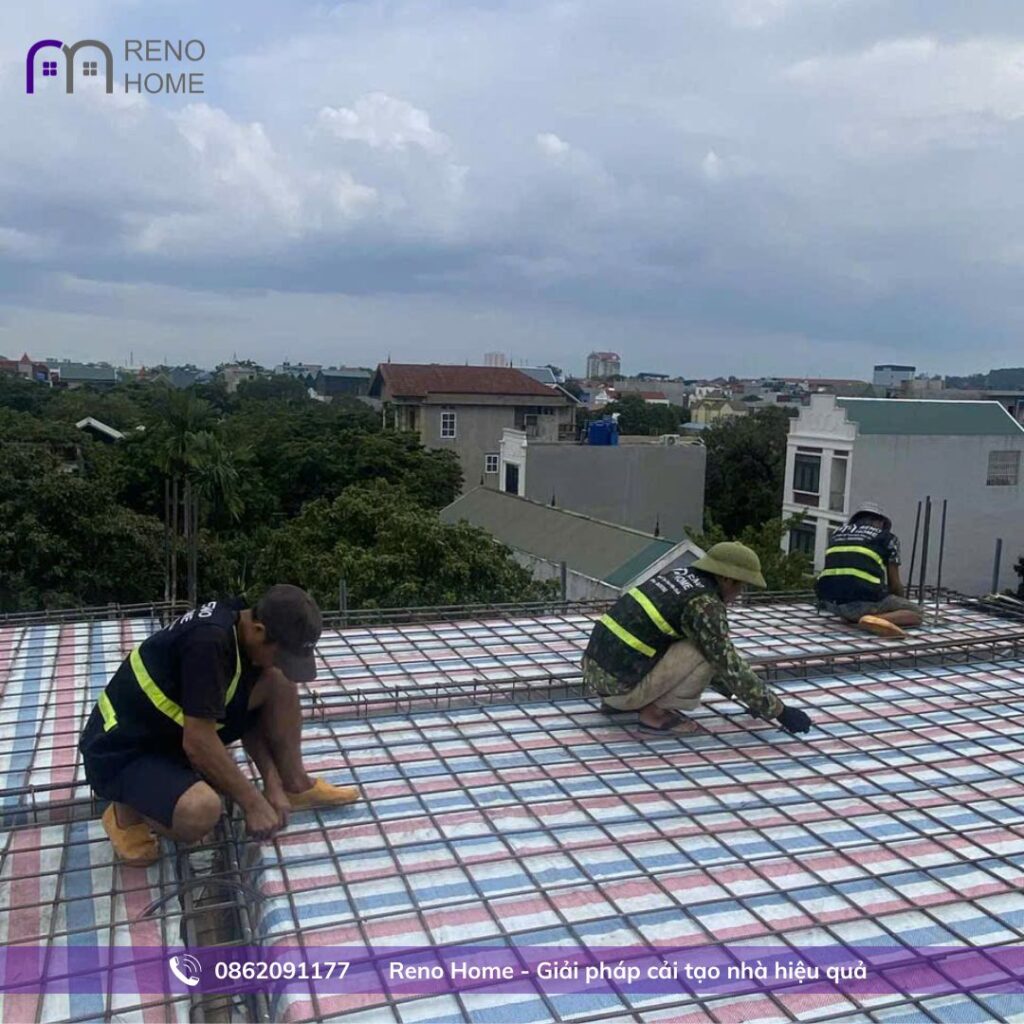 buộc sắt đổ mái bê tông